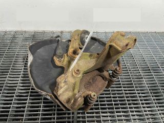 bontott AUDI A4 B7 Bal hátsó Csonkállvány