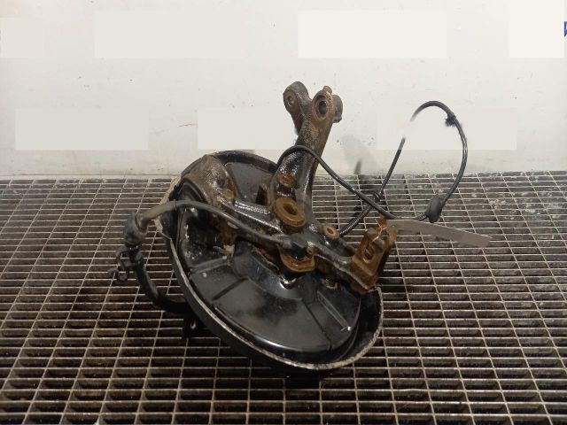 bontott AUDI A4 B7 Bal hátsó Csonkállvány