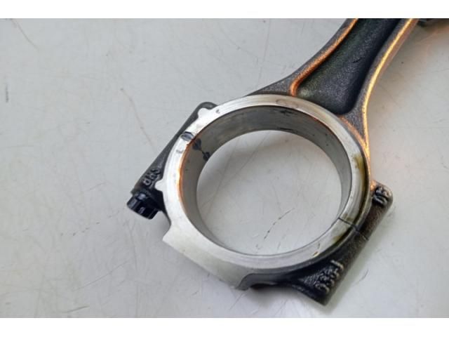 bontott AUDI A4 B7 Dugattyú és Hajtókar