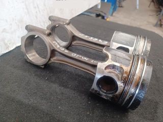 bontott AUDI A4 B7 Dugattyú