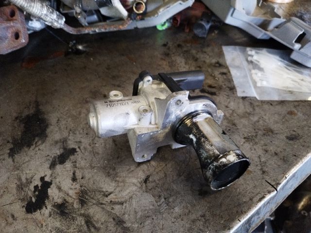 bontott AUDI A4 B7 EGR / AGR Szelep