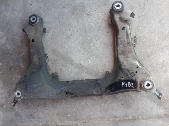 bontott AUDI A4 B7 Első Bölcső