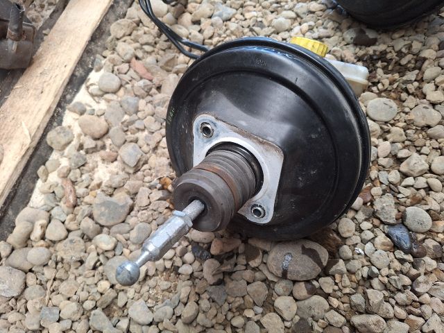 bontott AUDI A4 B7 Fékrásegítő