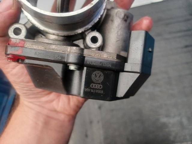 bontott AUDI A4 B7 Fojtószelep (Elektromos)