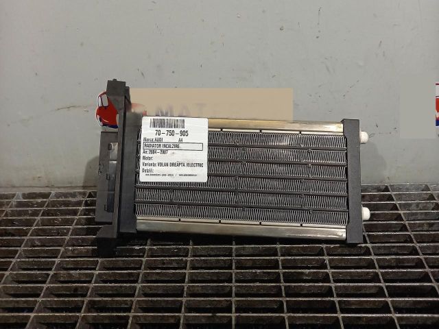 bontott AUDI A4 B7 Fűtőradiátor