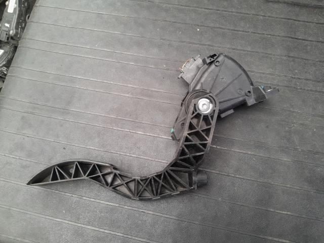 bontott AUDI A4 B7 Gázpedál (Elektromos)