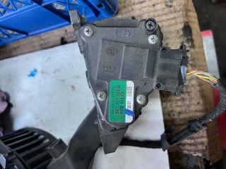 bontott AUDI A4 B7 Gázpedál (Elektromos)