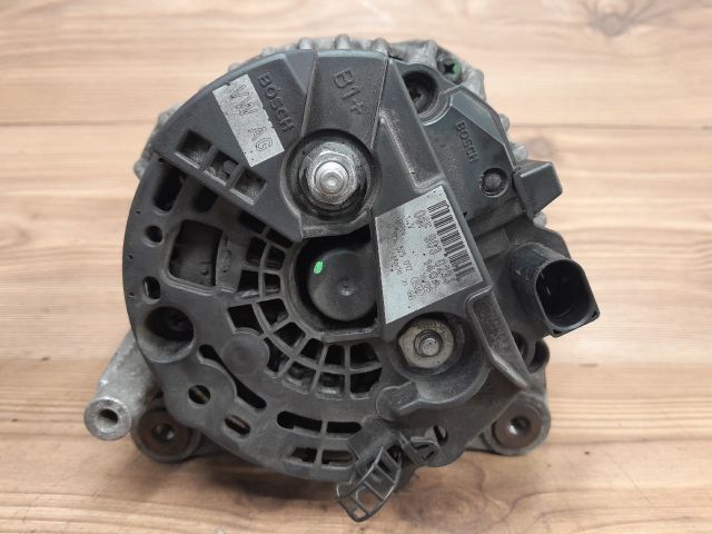 bontott AUDI A4 B7 Generátor