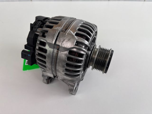 bontott AUDI A4 B7 Generátor