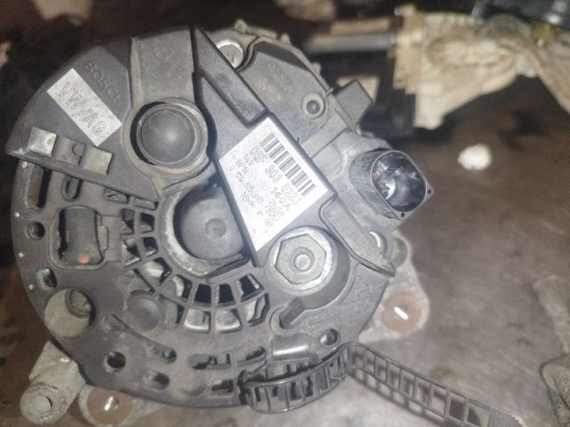 bontott AUDI A4 B7 Generátor