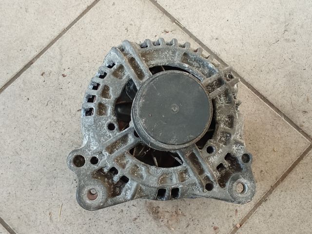 bontott AUDI A4 B7 Generátor