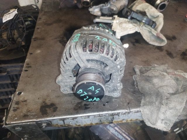 bontott AUDI A4 B7 Generátor
