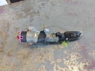 bontott AUDI A4 B7 Gyújtáskapcsoló Házzal