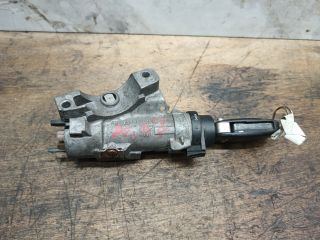 bontott AUDI A4 B7 Gyújtáskapcsoló Házzal