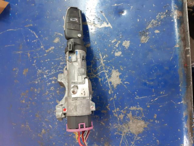 bontott AUDI A4 B7 Gyújtáskapcsoló