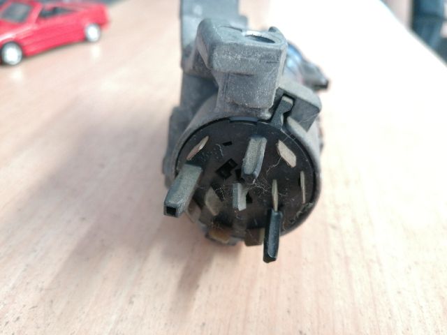 bontott AUDI A4 B7 Gyújtáskapcsoló