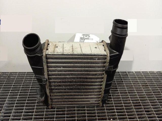 bontott AUDI A4 B7 Intercooler