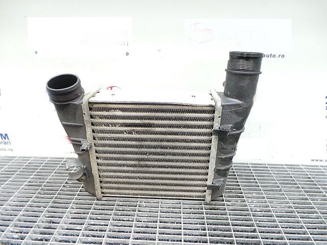 bontott AUDI A4 B7 Intercooler
