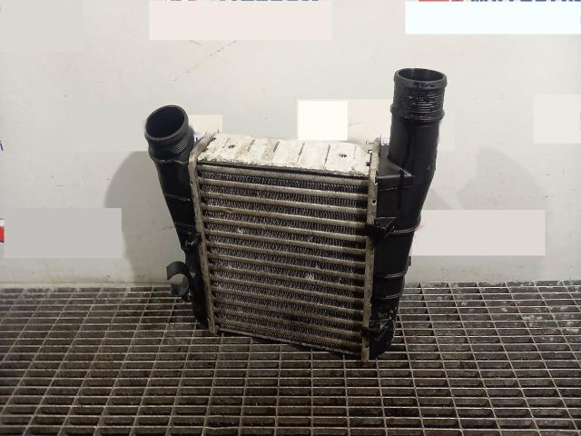 bontott AUDI A4 B7 Intercooler