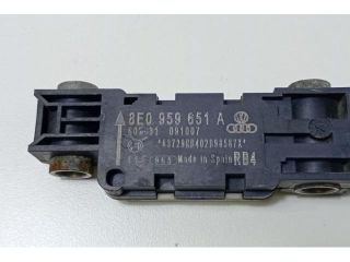 bontott AUDI A4 B7 Jeladó (Magában)