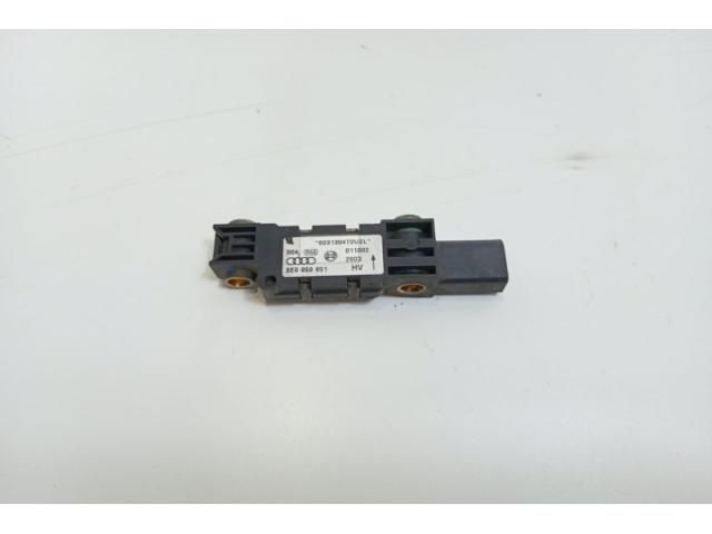 bontott AUDI A4 B7 Jeladó (Magában)