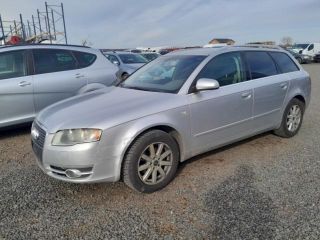 bontott AUDI A4 B7 Jobb Féltengely