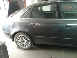 bontott AUDI A4 B7 Jobb Féltengely