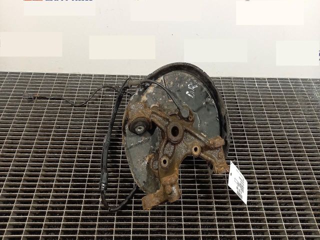 bontott AUDI A4 B7 Jobb hátsó Csonkállvány