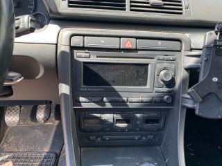 bontott AUDI A4 B7 Jobb hátsó Féknyereg Munkahengerrel