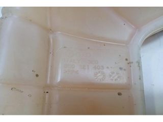 bontott AUDI A4 B7 Kiegyenlítő Tartály