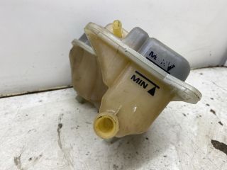 bontott AUDI A4 B7 Kiegyenlítő Tartály