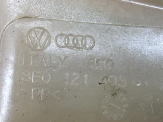 bontott AUDI A4 B7 Kiegyenlítő Tartály