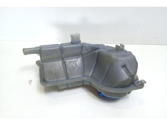 bontott AUDI A4 B7 Kiegyenlítő Tartály