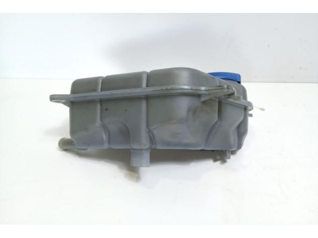 bontott AUDI A4 B7 Kiegyenlítő Tartály