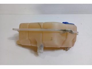 bontott AUDI A4 B7 Kiegyenlítő Tartály