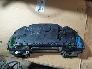bontott AUDI A4 B7 Kilométeróra
