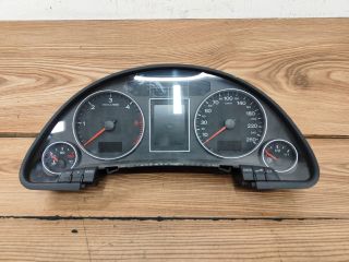 bontott AUDI A4 B7 Kilométeróra