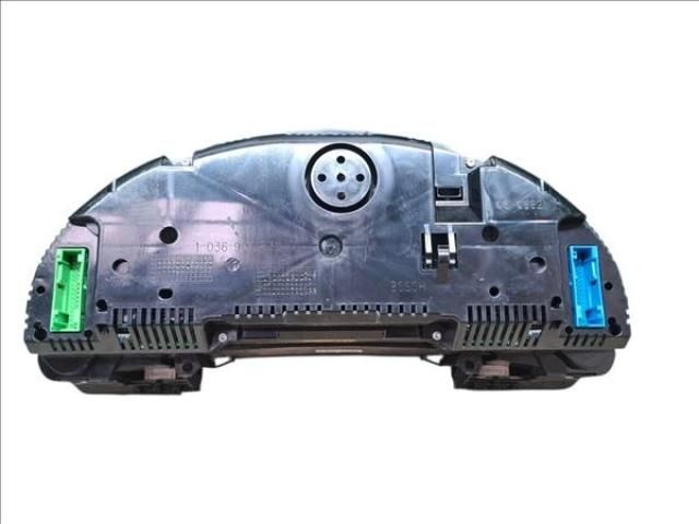 bontott AUDI A4 B7 Kilométeróra