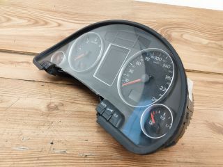 bontott AUDI A4 B7 Kilométeróra