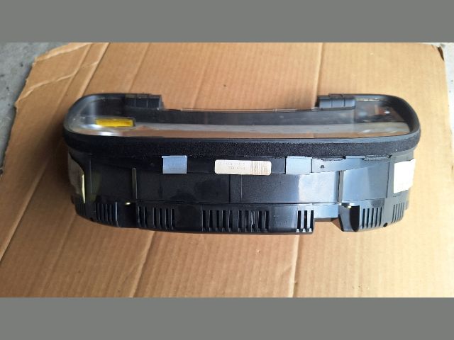 bontott AUDI A4 B7 Kilométeróra