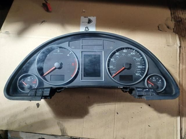 bontott AUDI A4 B7 Kilométeróra