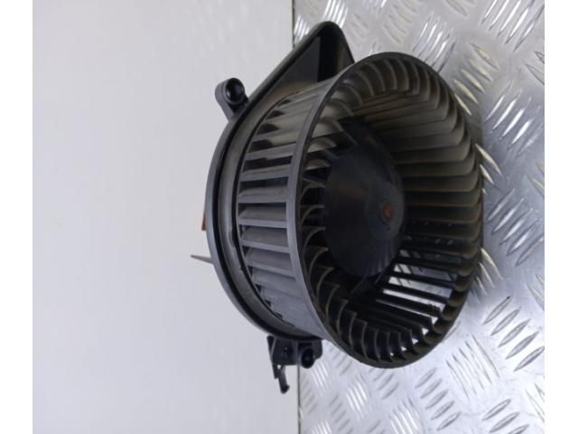 bontott AUDI A4 B7 Klímahűtő Ventilátor