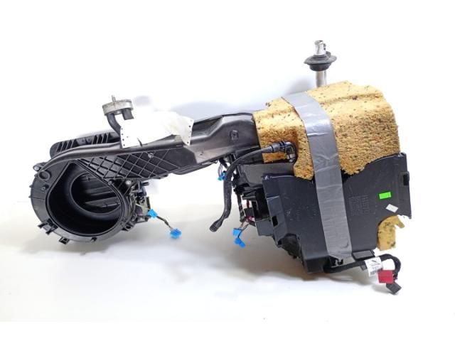 bontott AUDI A4 B7 Klímahűtő Ventilátor