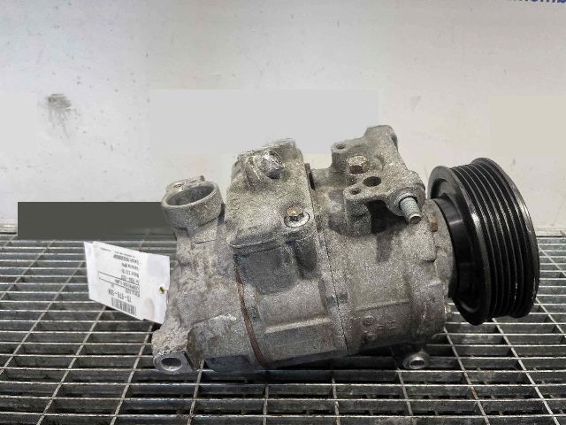 bontott AUDI A4 B7 Klímakompresszor