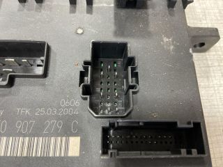 bontott AUDI A4 B7 Komfort Elektronika