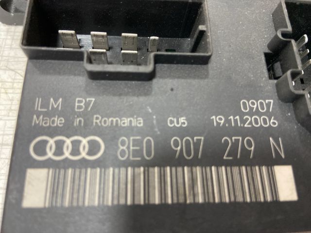 bontott AUDI A4 B7 Komfort Elektronika