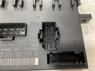 bontott AUDI A4 B7 Komfort Elektronika