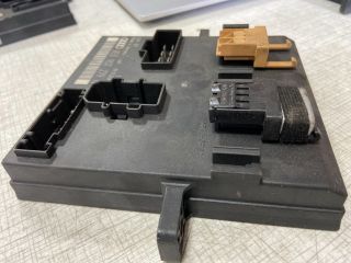 bontott AUDI A4 B7 Komfort Elektronika
