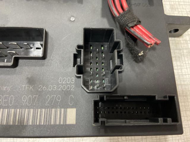 bontott AUDI A4 B7 Komfort Elektronika