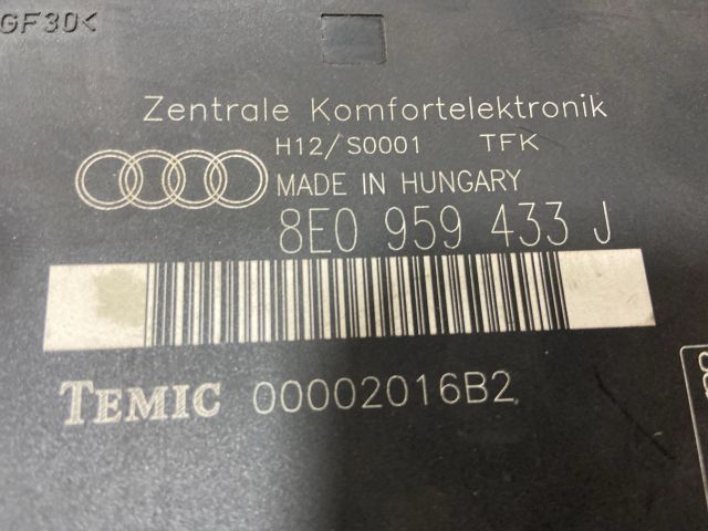 bontott AUDI A4 B7 Komfort Elektronika